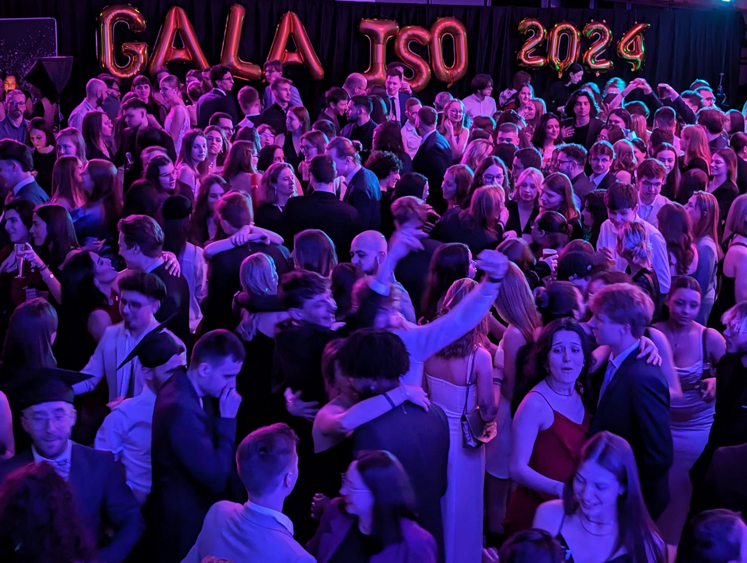 PXL_20240330_205948466